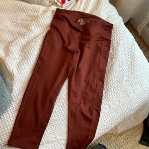 Z by Zella Rust pocketed leggings